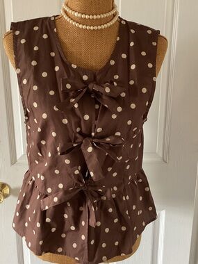 Polka Dot Tie-Front Sleeveless Top - Brown/Beige